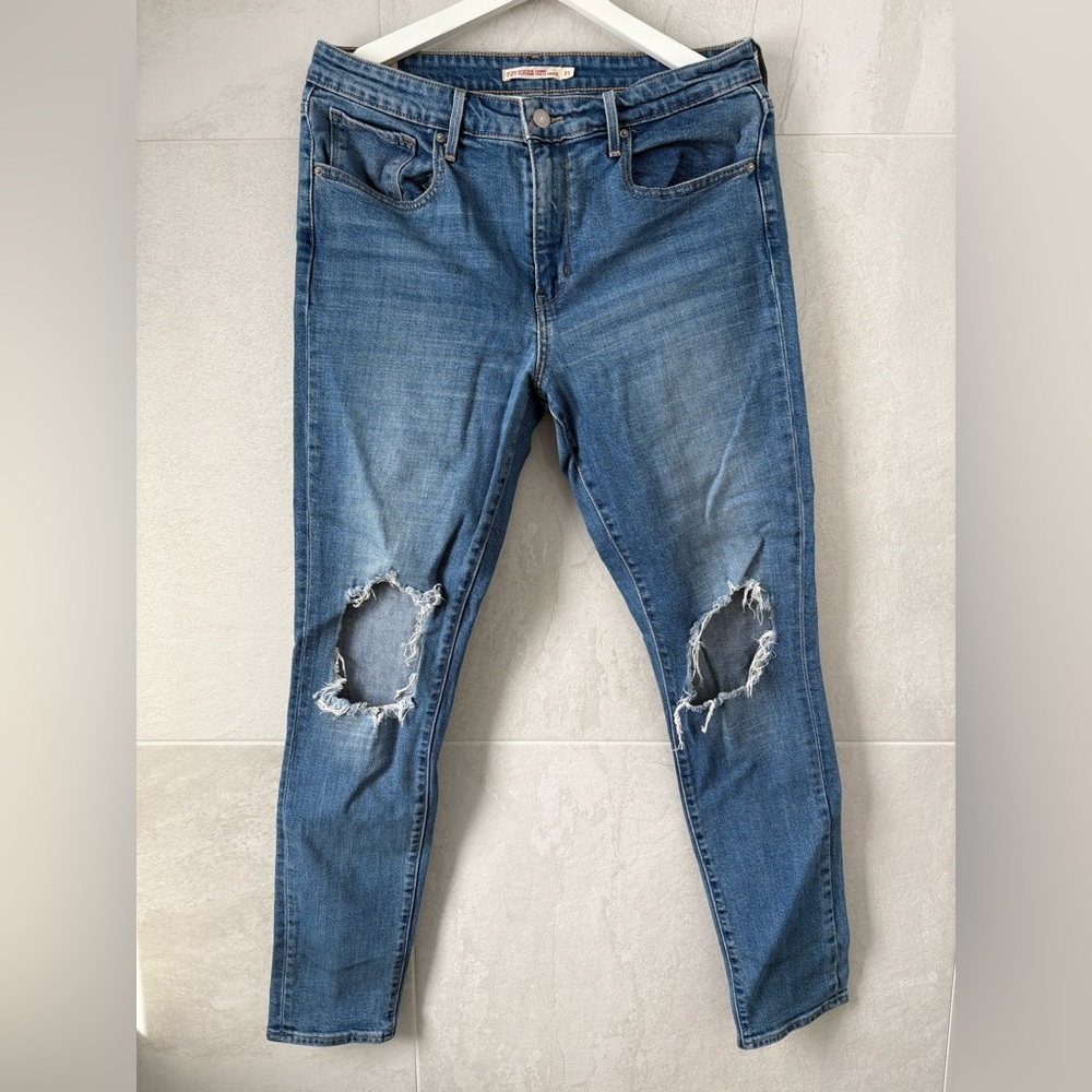 Women’s Levis - 721 High rise skinny, size 31